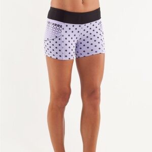 LULULEMON Run Shorty Short *Dot Lilac/Black*